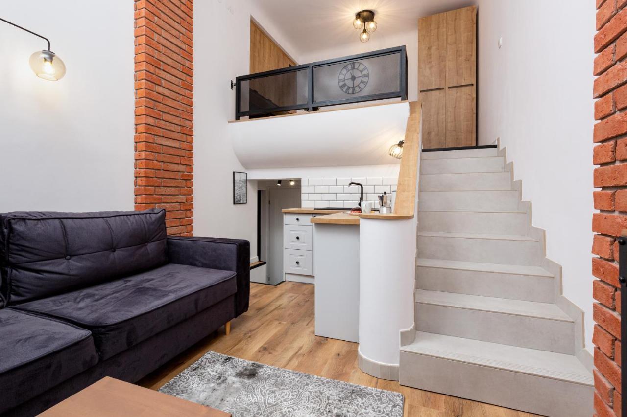 City Center Mezzanine Studio Chmielna By Noclegi Renters Varsavia Esterno foto