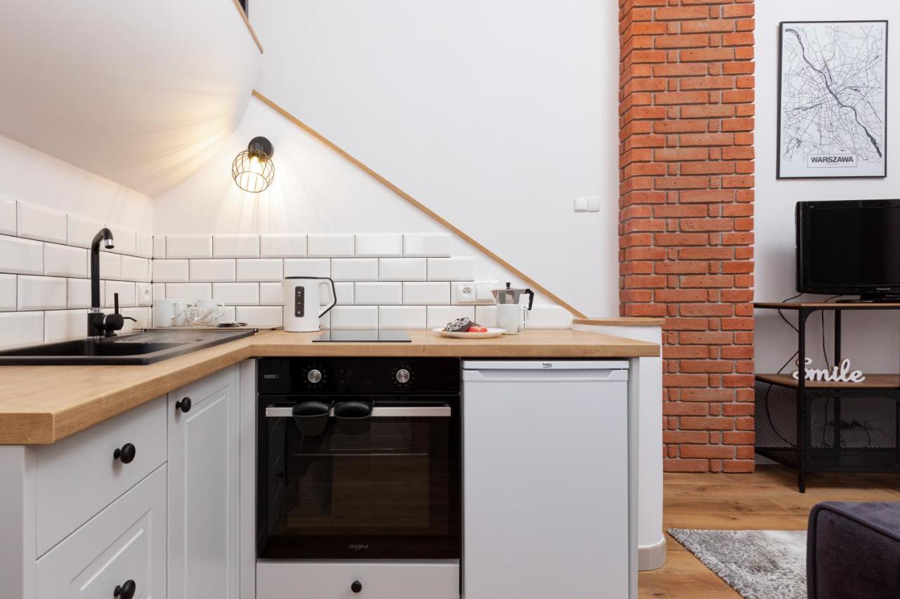 City Center Mezzanine Studio Chmielna By Noclegi Renters Varsavia Esterno foto