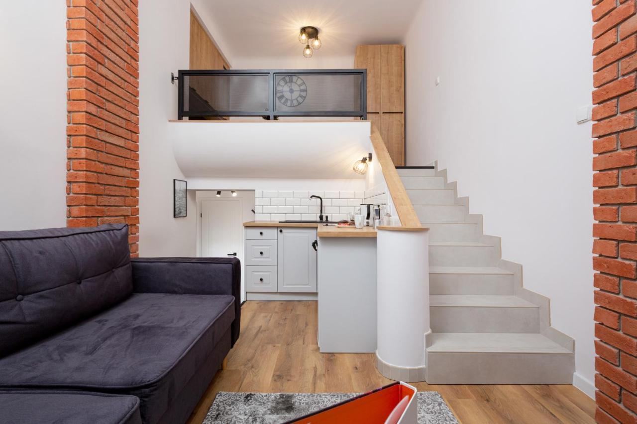 City Center Mezzanine Studio Chmielna By Noclegi Renters Varsavia Esterno foto